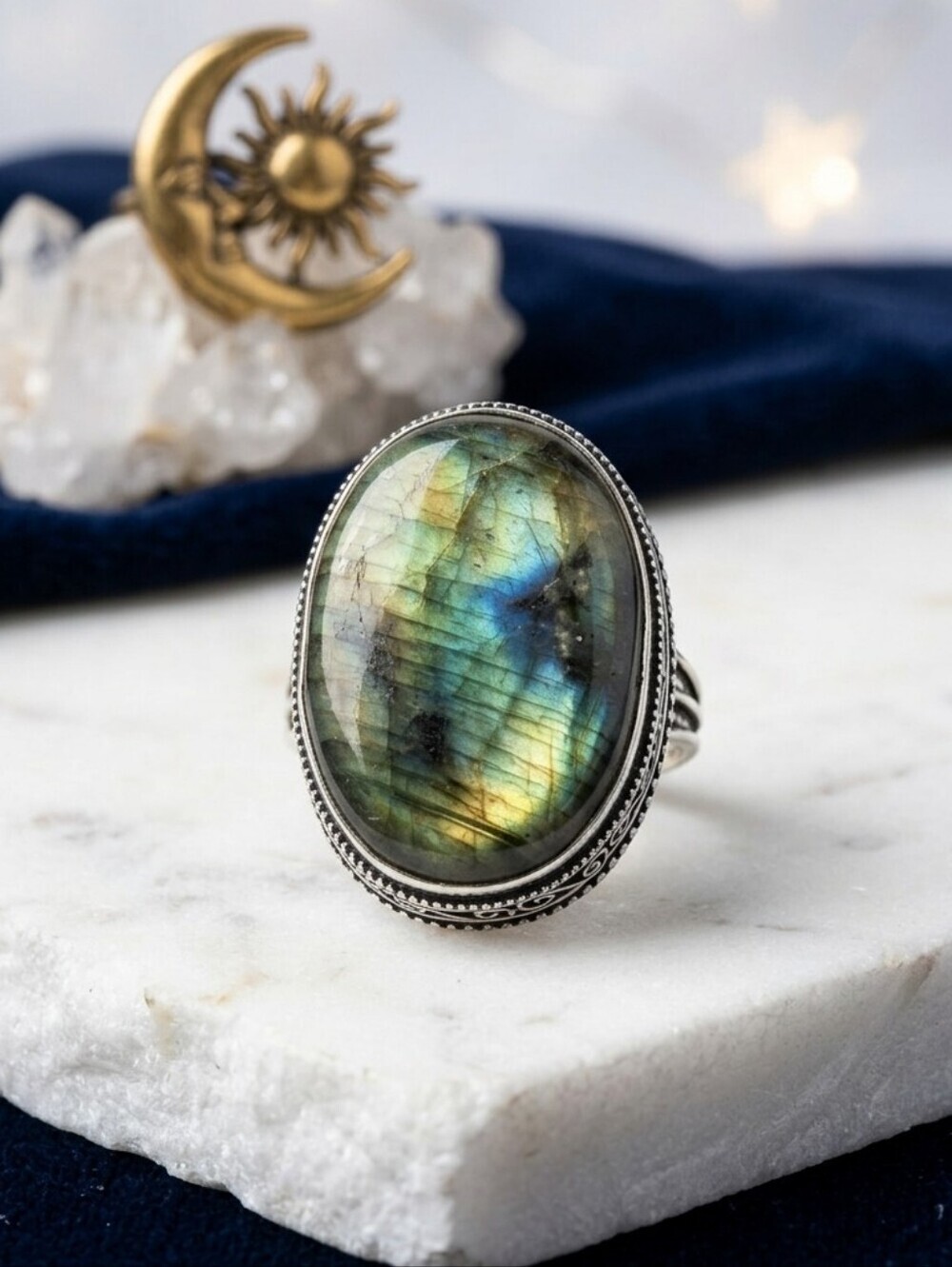 925 Sterling Genuine Labradorite Oval Statement Ring Blue Flash Filigree Size 8 - Picture 12 of 14